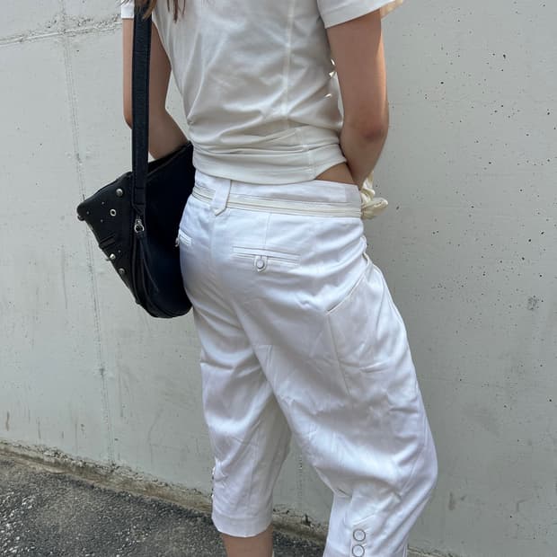 Pintuck button capri pants 카프리 팬츠