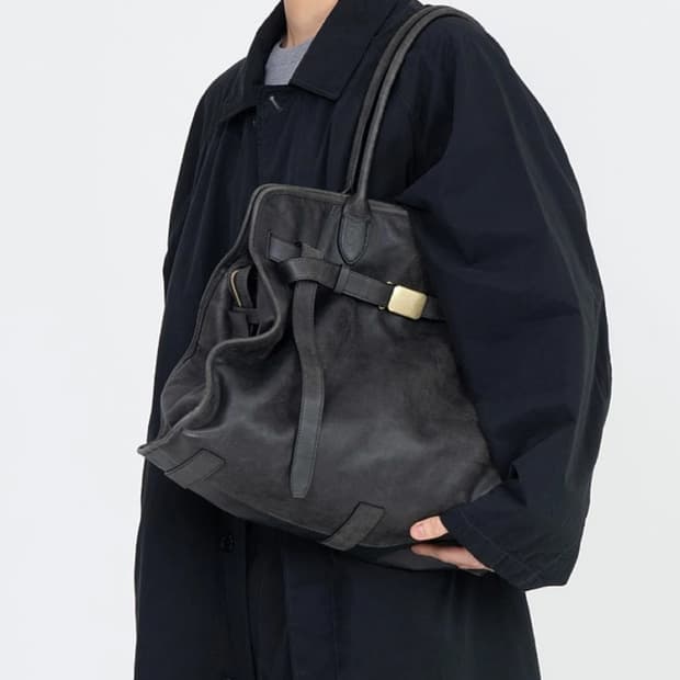 브라운야드 버클레더백