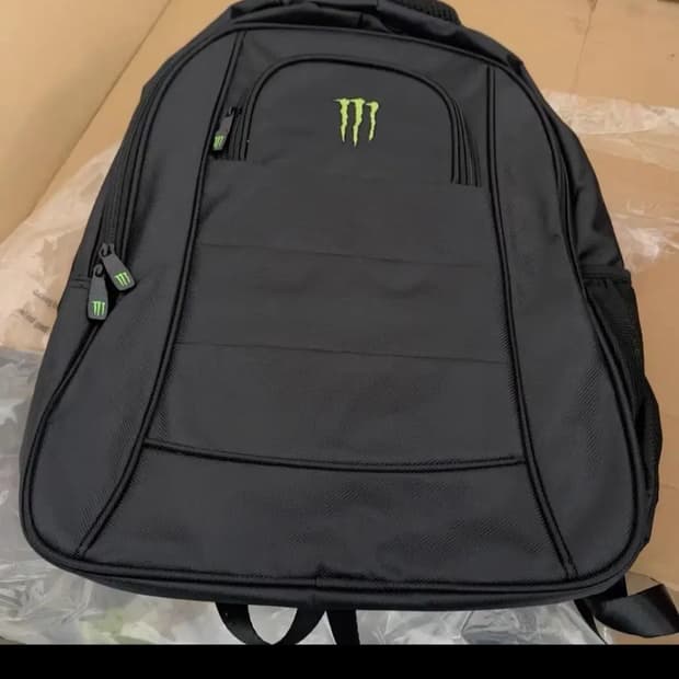 몬스터 에너지 블랙 백팩 가방 배낭 미사용 새상품