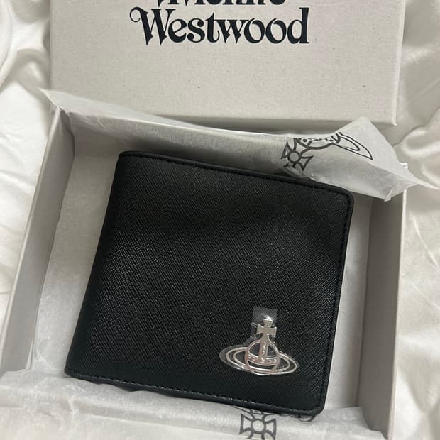 비비안웨스트우드 사피아노 레더 반지갑