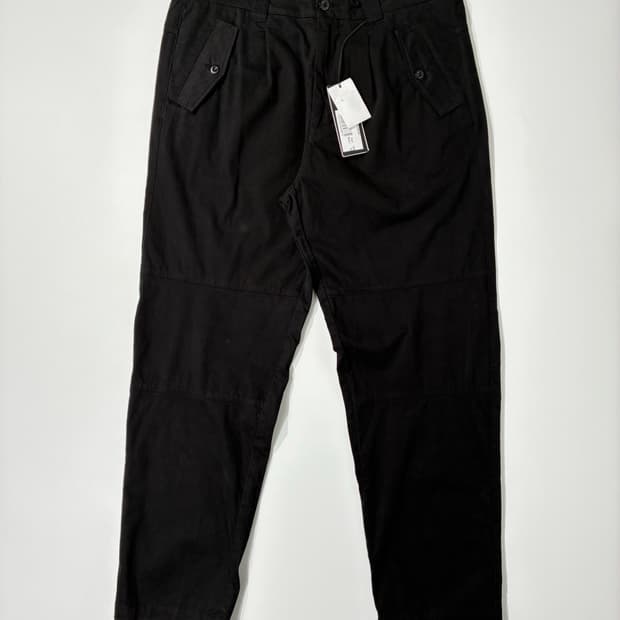 CP컴퍼니 스트레치 사틴 팬츠 블랙 52사이즈