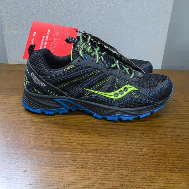 써코니 트레일 트레킹화 고어텍스