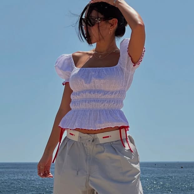 프랙티컬앤리얼리스틱 피알룸 블라우스