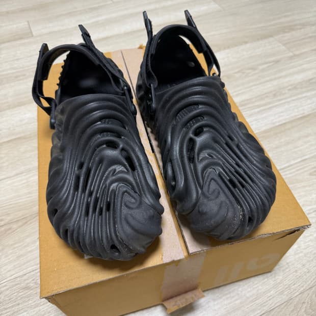 크록스 살레헤 블랙 280