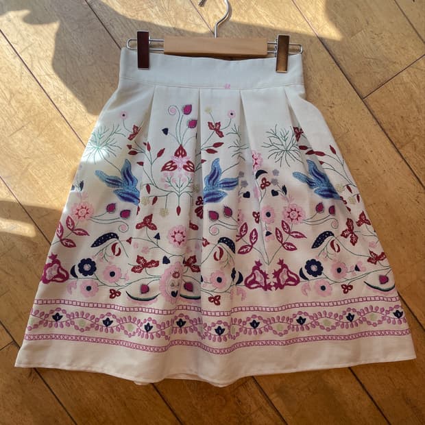 floral skirt