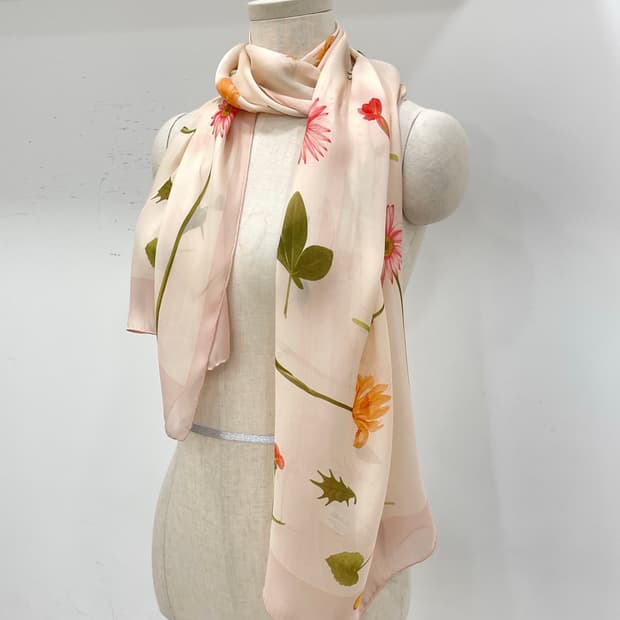 페라가모 실크 머플러