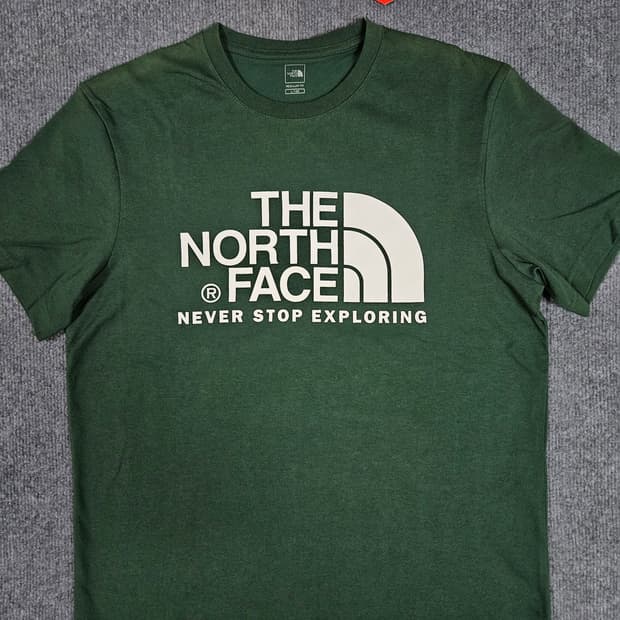 노스페이스 데이 눕시 반팔 라운드티(급처)