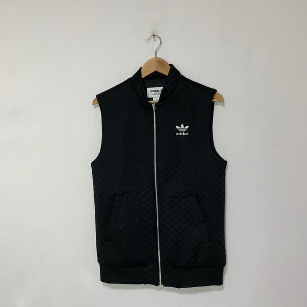 아디다스 블랙 퀼팅 져지 베스트 조끼 집업 빈티지 85 사이즈