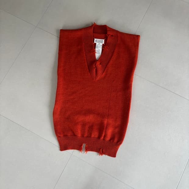 마르지엘라 니트 베스트