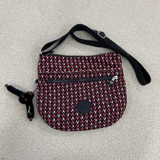 실측확인 키플링 아르토 스몰 크로스백 0129M2