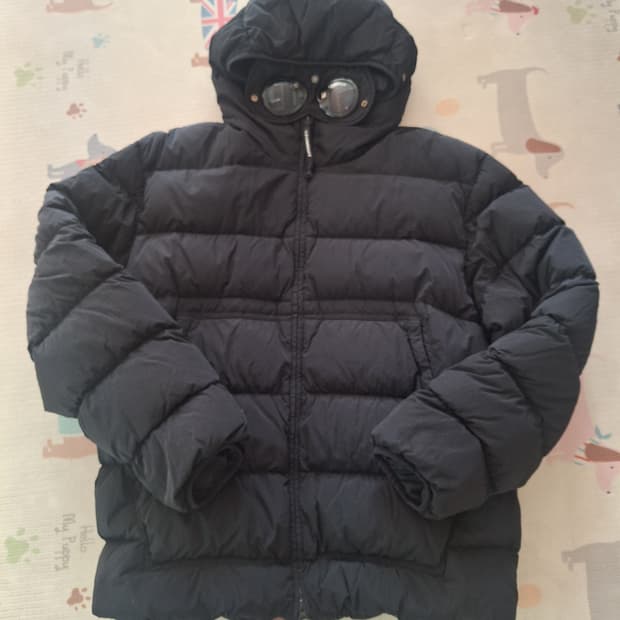 (XXL) cp컴퍼니 24fw 크롬-r 고글 다운 자켓 블랙