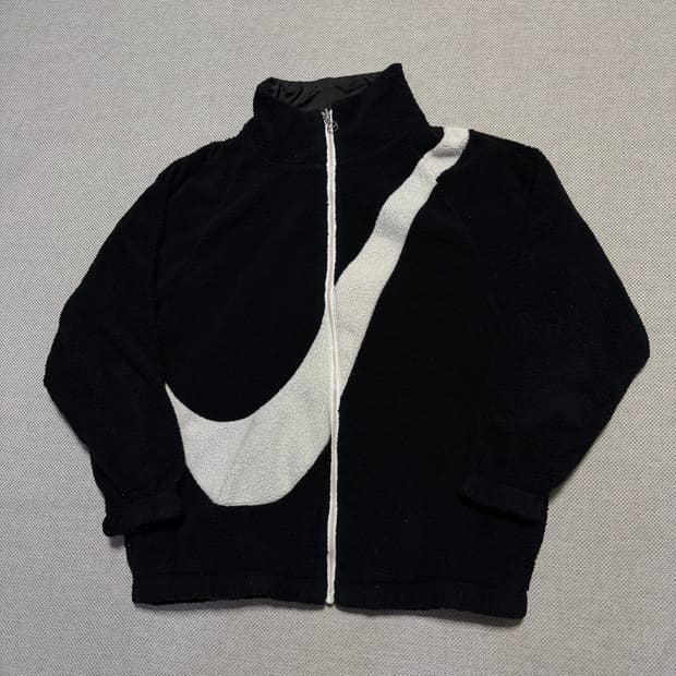 나이키 빅스우시 리버시블 자켓 (여성용)