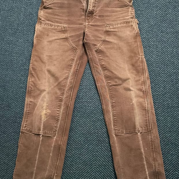 칼하트 더블니 B136 하드페이딩 다크브라운 DKB 32