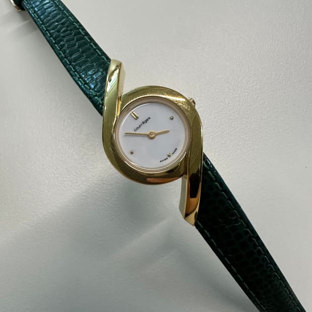 Courreges꾸레쥬 가죽시계