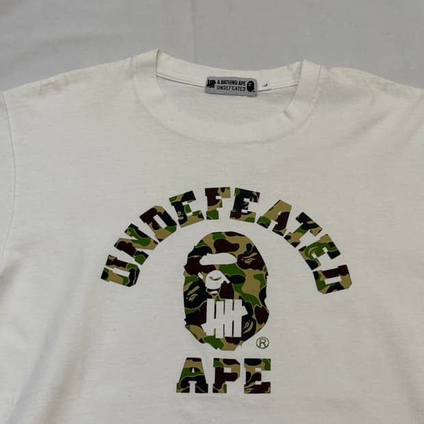 베이프 x 언디핏 반팔 티셔츠