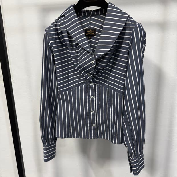 비비안웨스트우드 디테일 스트라이프 셔츠