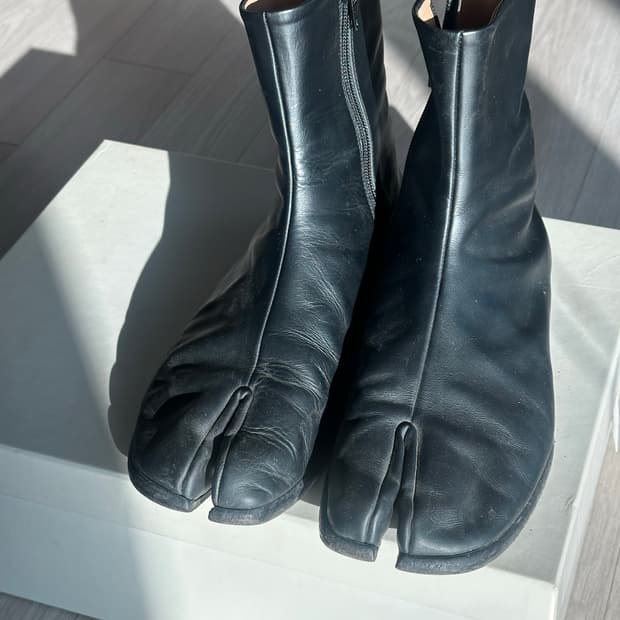 마르지엘라 타비 부츠