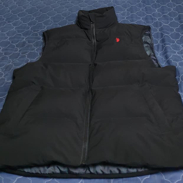 폴로  US ASSN 덕다운 조끼패딩 블랙 (105)