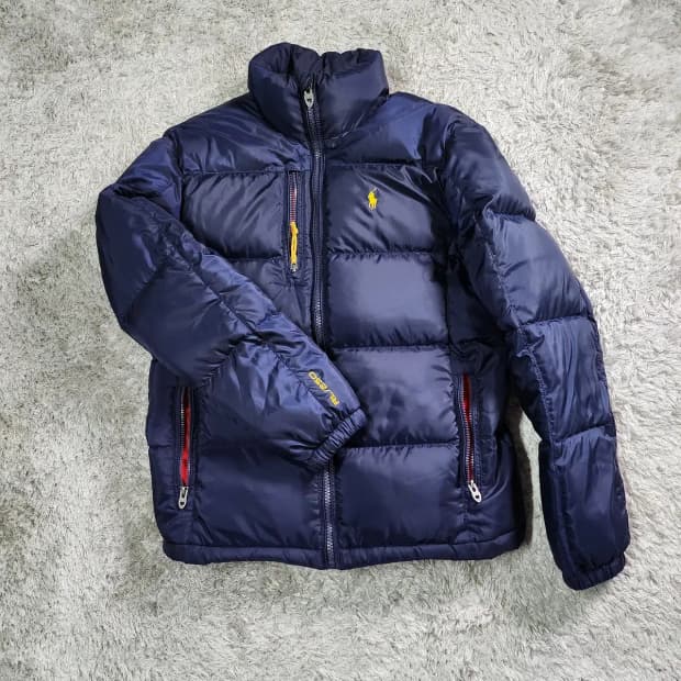 구매가 100 기본디자인 폴로 신형 택 옐로우포니 패딩 네이비 S