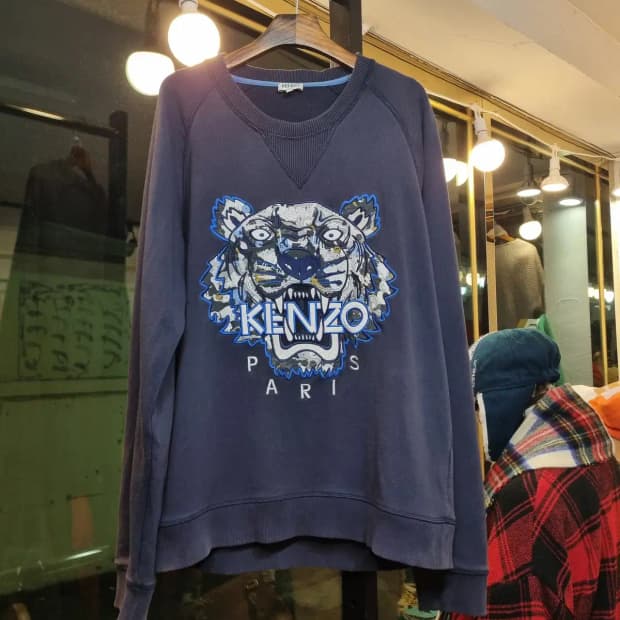 겐조 S사이즈 타이거 자수 긴팔 맨투맨 네이비