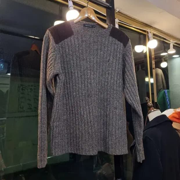 노티카 빈티지 클래식 울 100% 니트 M사이즈