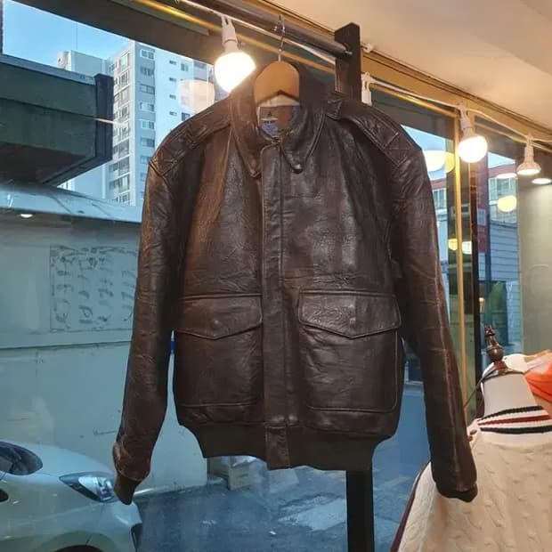 밀리터리 근본 A2 디자인 실사이즈 L 양피 가죽자켓