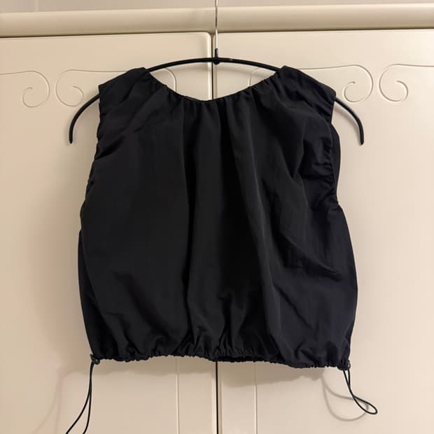 Zara 자라 나일론 크롭 탑