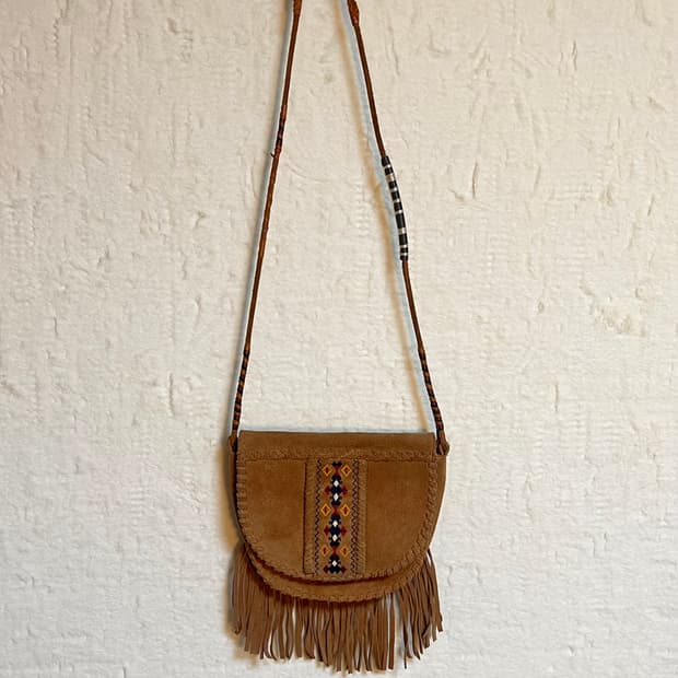 써스데이아일랜드 빈티지 스웨이드 크로스백