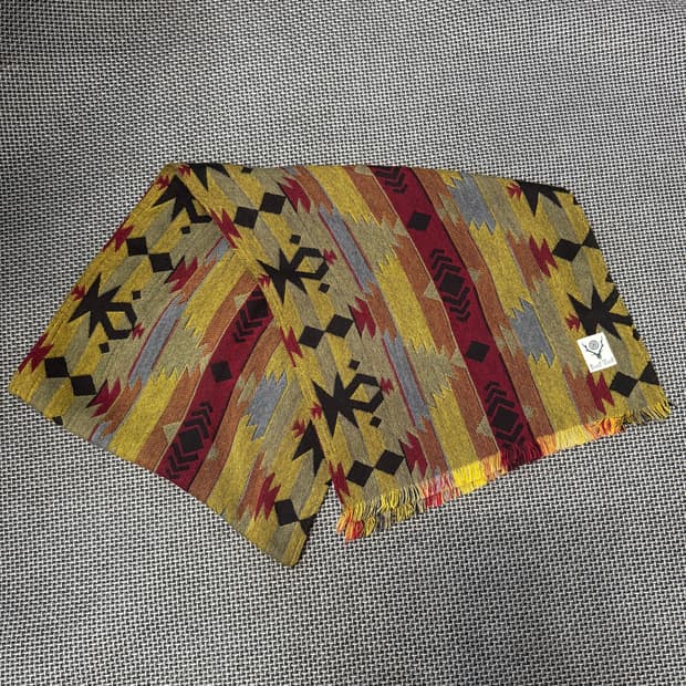 SOUTH2 WEST8 머플러