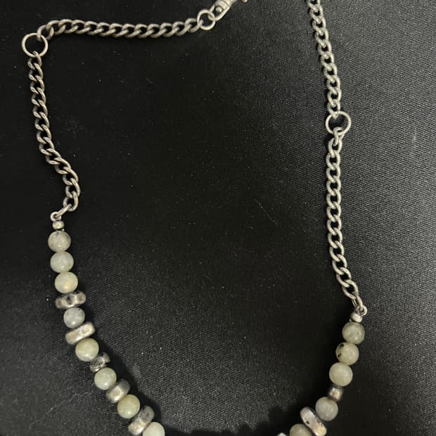 해칭룸 스톤목걸이