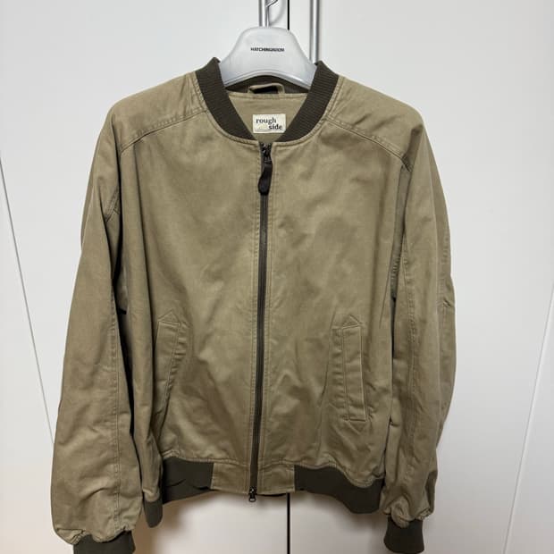 러프사이드 호라이즌 봄버 카키 베이지 3