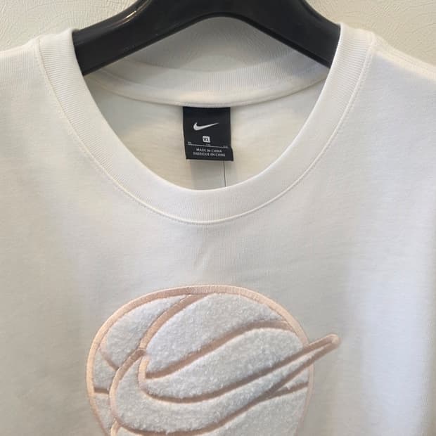 나이키 코지 티 스우시  반팔 티셔츠 흰색