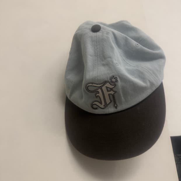 패슬 로고 워시드 캠프캡 스카이블루 