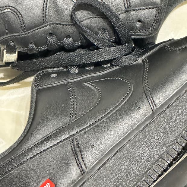 슈프림 에어포스 블랙 275