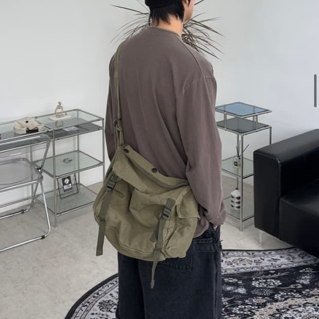 카키 빈티지 크로스백 가방