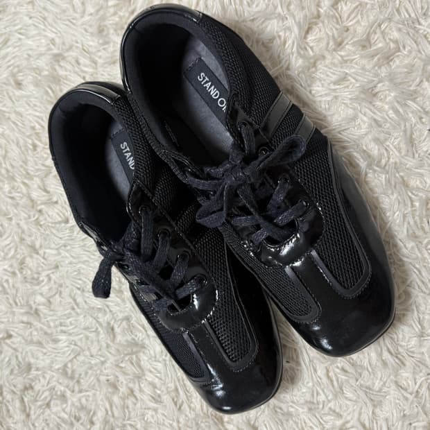 스탠드오일 머로우 스퀘어 스니커즈 블랙