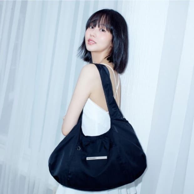 마르헨제이-에어리 나일론 숄더백