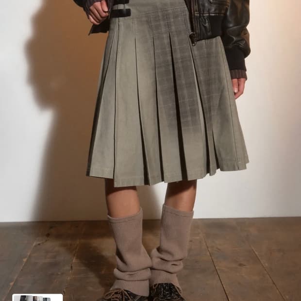 새상품) 포르테나 빈티지 체크 랩 플리츠 미디 스커트 베이지