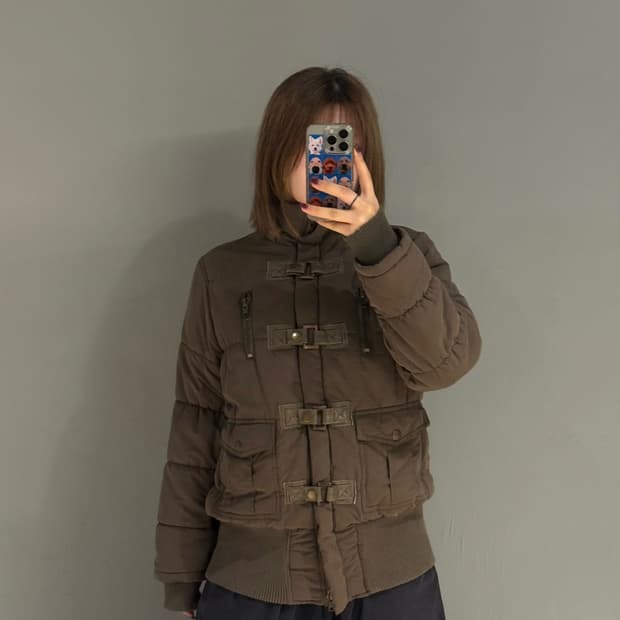 snap button detail high-neck padding