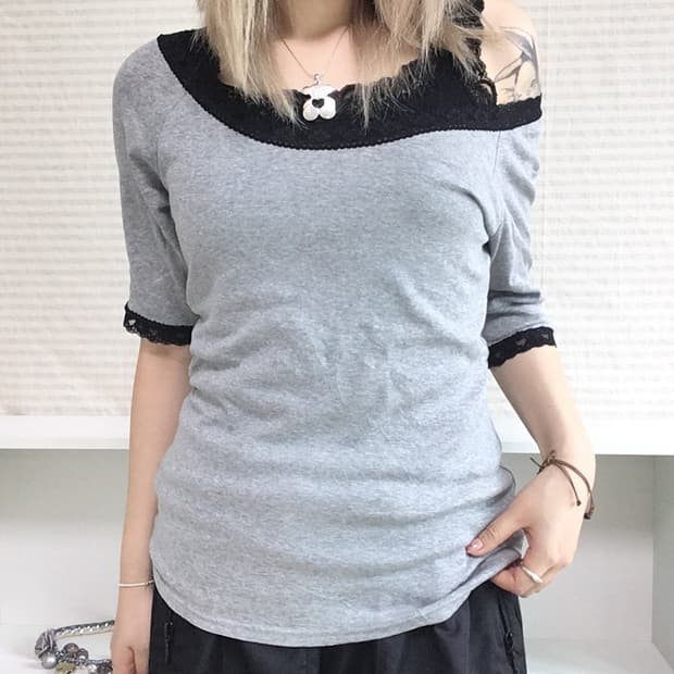jpn vintage charcoal lace off-shoulder t