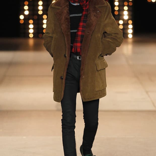 생로랑 코듀로이 무스탕 코트