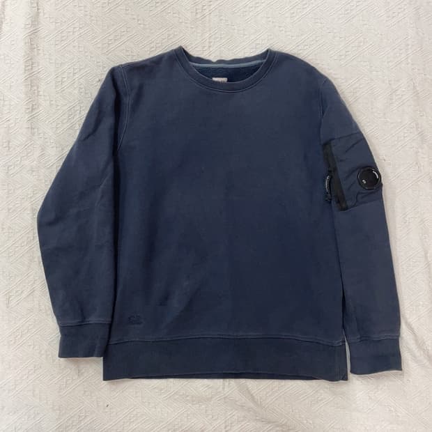 [100] cp컴퍼니 기모 와펜 맨투맨