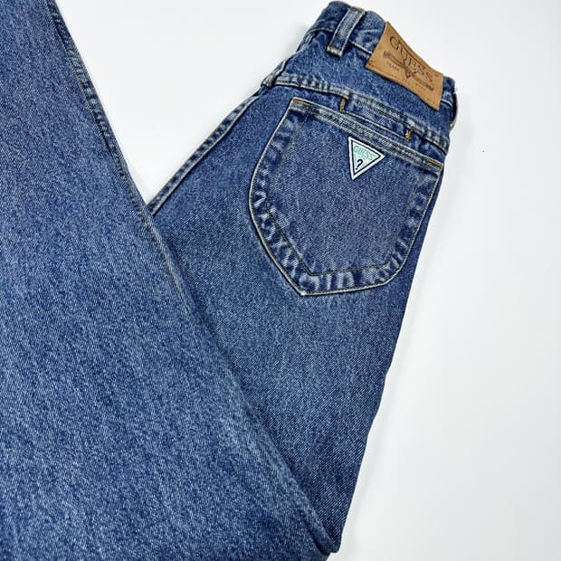 게스 guess 레트로 삼각로고 데님팬츠 (25인치 여성추천)
