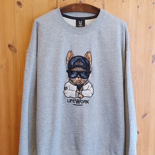 (새상품)100.라이프워크 힙독 오버사이즈 맨투맨 