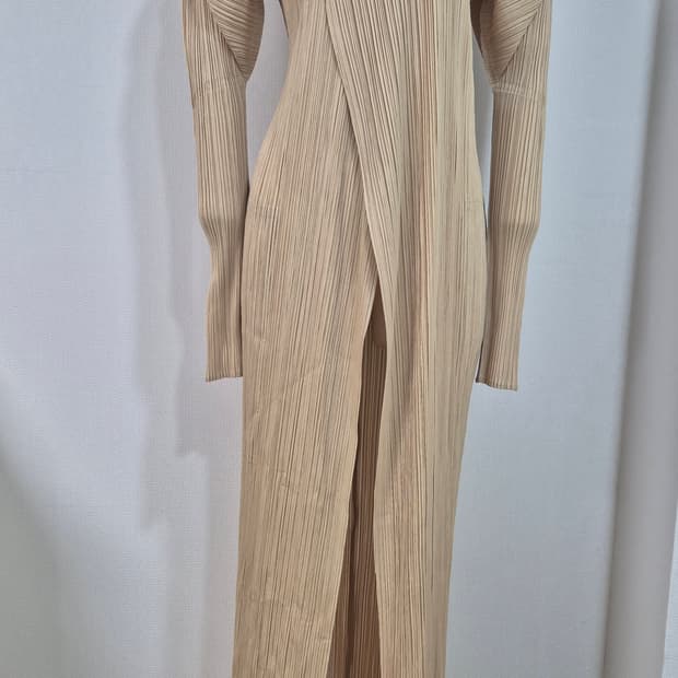 플리츠플리즈 (이세이미야케) 롱 가디건 자켓