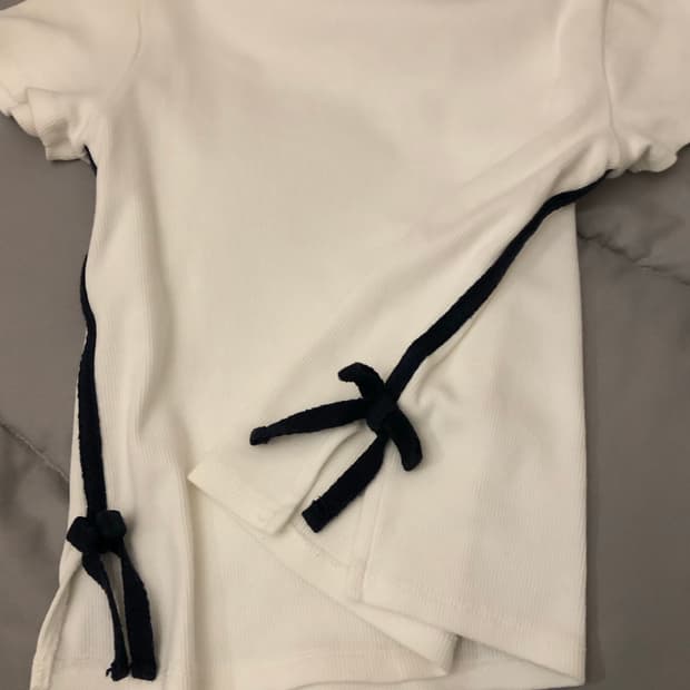 자라 사이드 리본 반팔티 화이트(네이비)