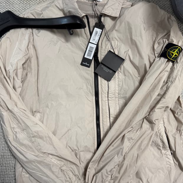 새상품 백화점판 스톤아일랜드 크링클랩스 자켓 L