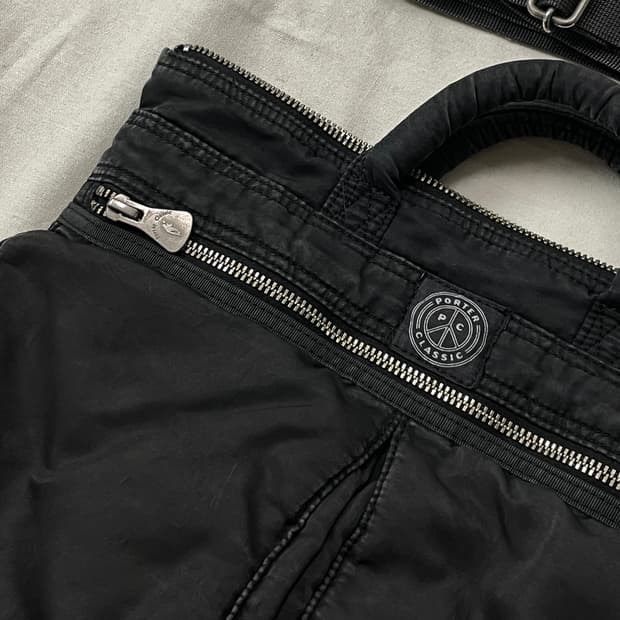 (거의새상품)포터클래식 슈퍼나일론 헬멧백 S 블랙/요시다포터 헬멧백