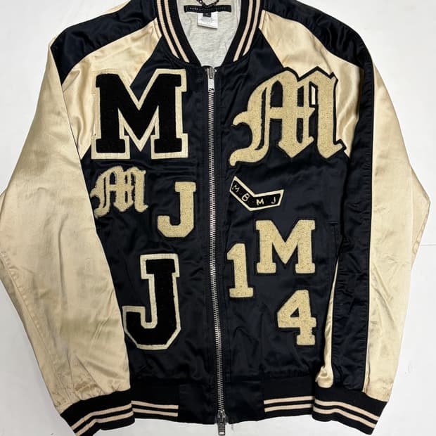 마크제이콥스 셔닐 로고 스터디움 자켓[M]