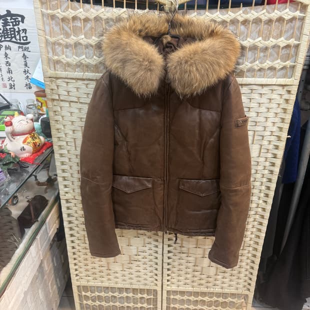 42/66 정품 페트레이 양가죽 패딩 팝니다